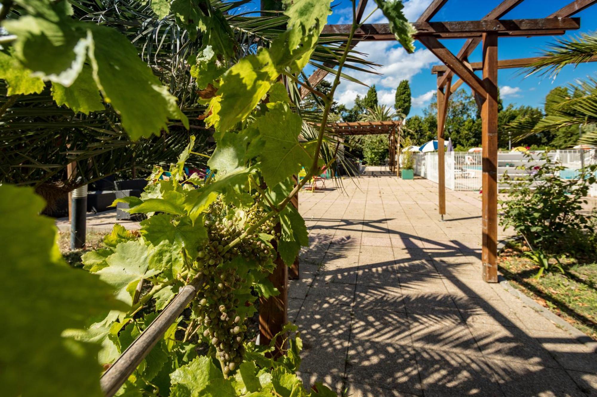 Vvf Sigean Port-La-Nouvelle Corbieres Hotel Buitenkant foto